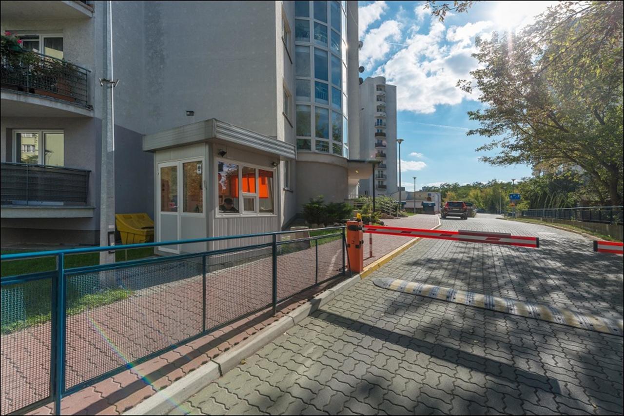 P&O Apartments Bielany Varşovia Exterior foto